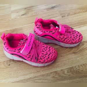 SDSPEED Kids Roller Skate Shoes w/ Single Wheel Shoes Sport Sneaker LED light up